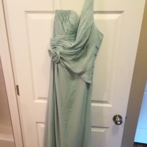 Mint Chiffon One Shoulder Gown Size 8